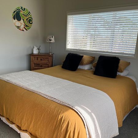Lavender Hill Bed & Breakfast Riverhead Bagian luar foto
