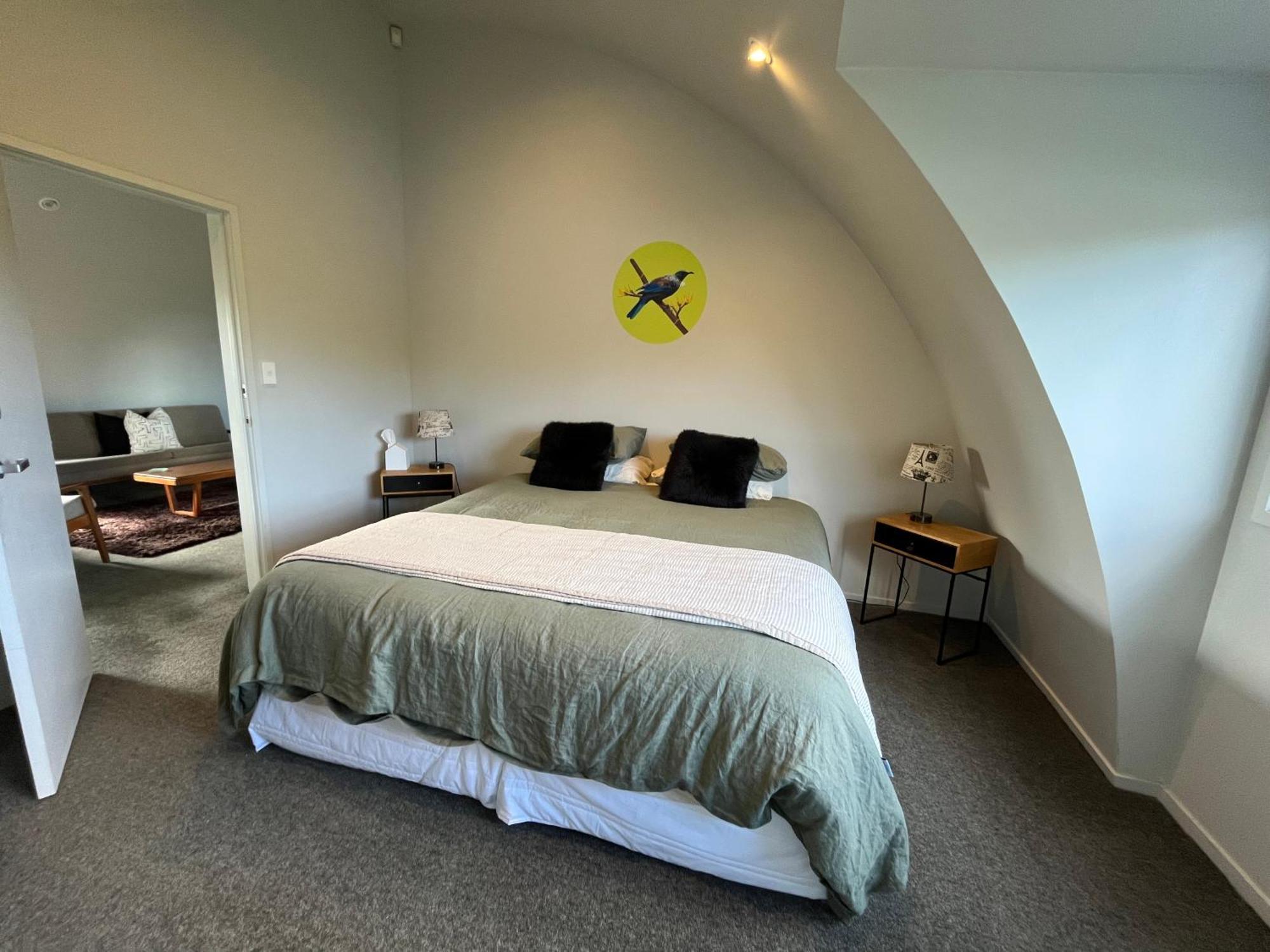 Lavender Hill Bed & Breakfast Riverhead Bagian luar foto