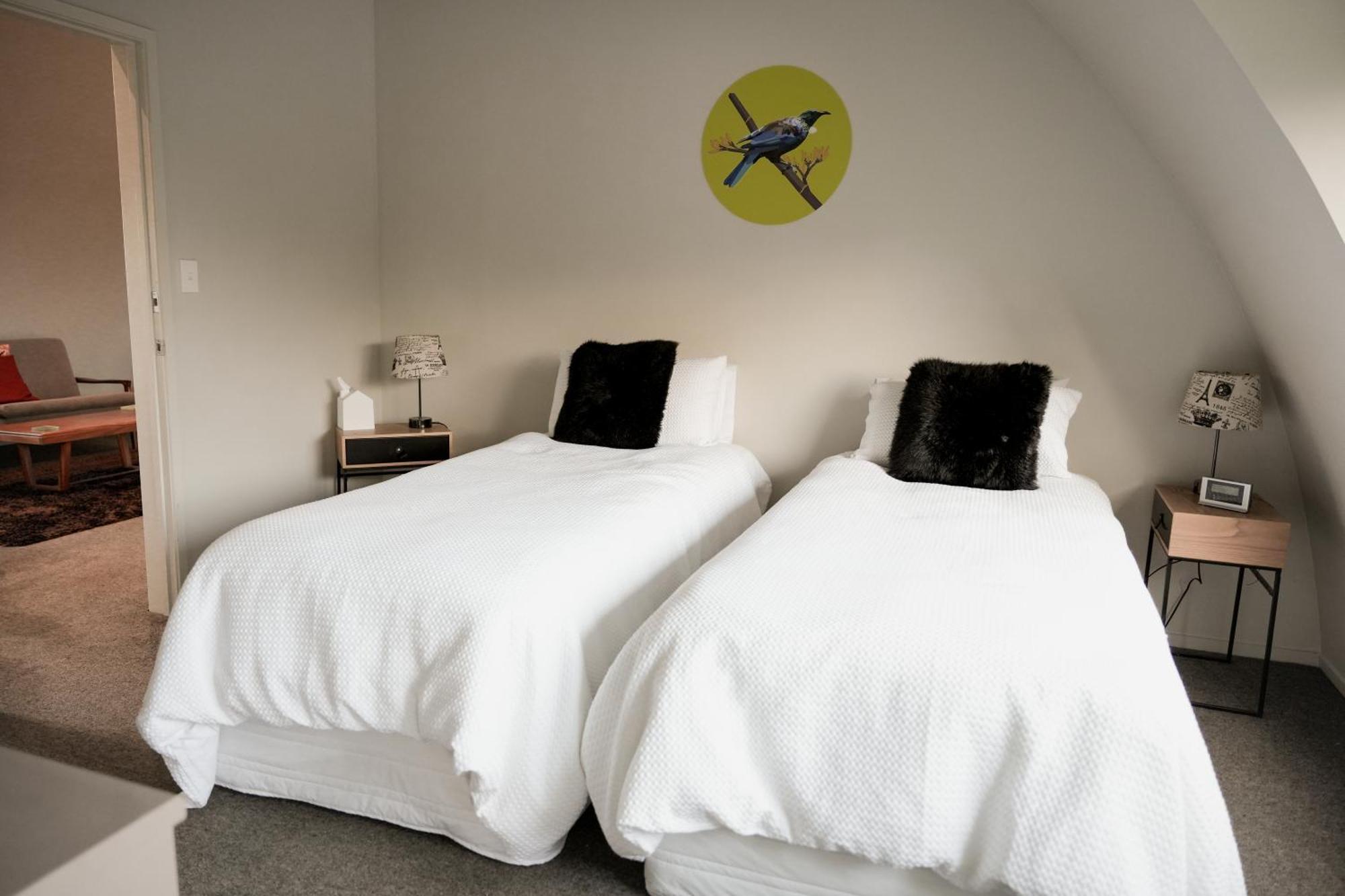 Lavender Hill Bed & Breakfast Riverhead Bagian luar foto